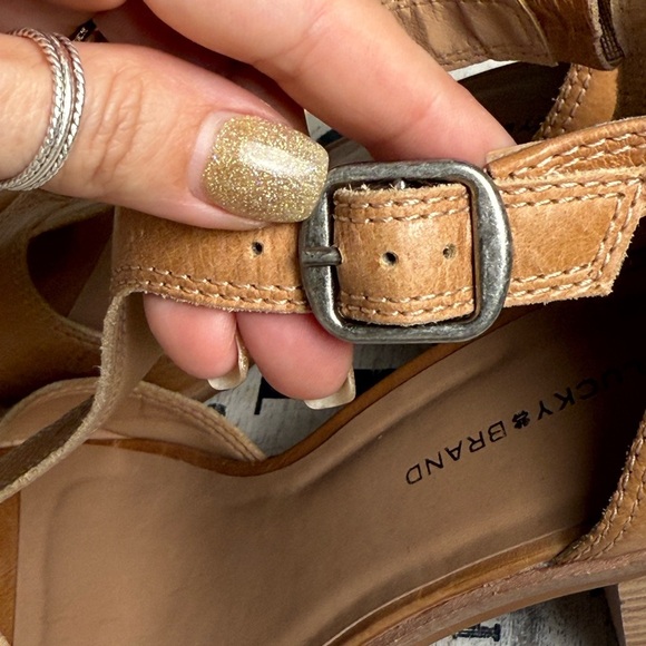 Lucky Brand Camel Leather Heels size 9 - Picture 5 of 13